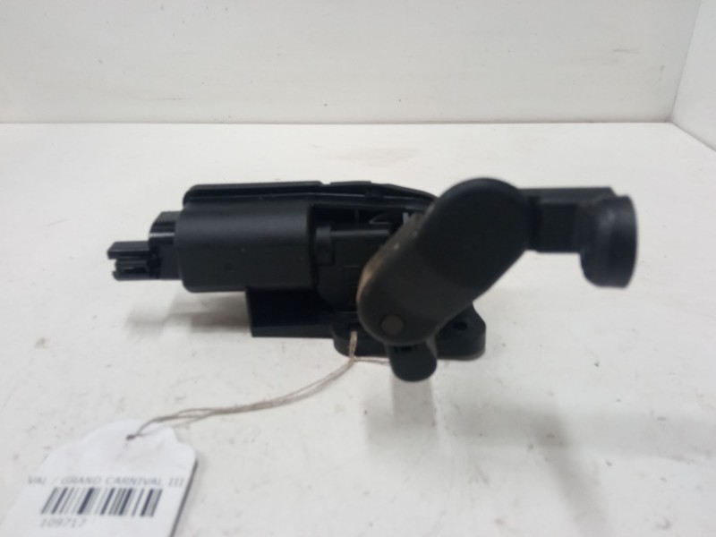 Recambio de motor lunas oscilobatiente izquierdo para kia carnival / grand carnival iii (vq) 2.9 crdi referencia OEM IAM   