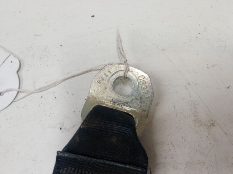 Recambio de anclaje cinturon trasero derecho para peugeot 107 (pm_, pn_) 1.0 referencia OEM IAM   