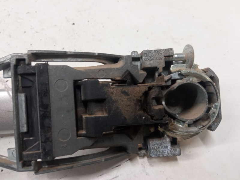 Recambio de maneta exterior puerta delantera derecha para volkswagen polo iv (9n_, 9a_) 1.4 tdi referencia OEM IAM   