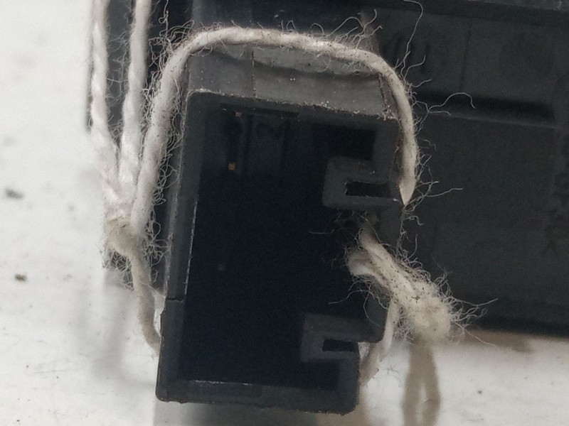 Recambio de mando elevalunas trasero derecho para volkswagen sharan (7m8, 7m9, 7m6) 2.0 tdi referencia OEM IAM   