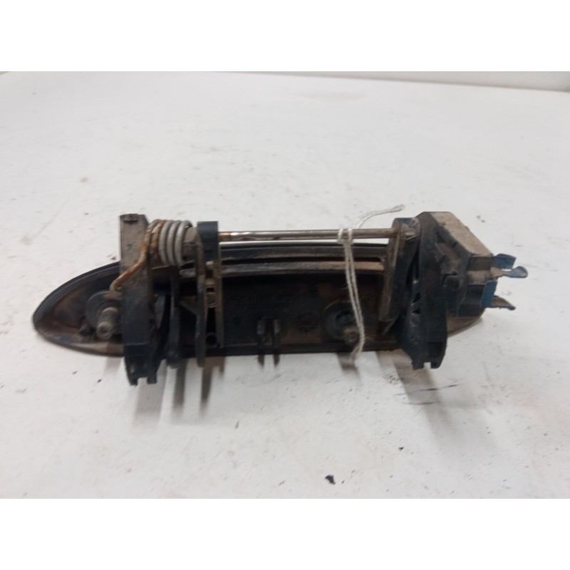 Recambio de maneta exterior puerta trasera derecha para renault clio ii (bb_, cb_) 1.9 d (b/cb0e, bb0j) referencia OEM IAM   