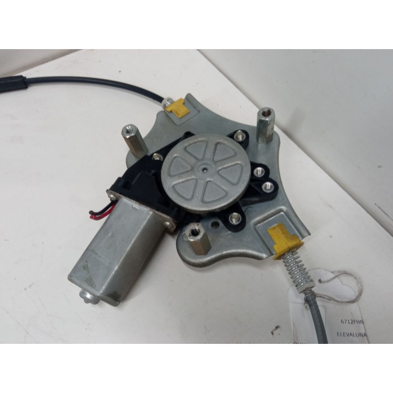 Recambio de elevalunas electrico delantero izquierdo para renault clio ii (bb_, cb_) 1.5 dci (b/c2j) referencia OEM IAM   