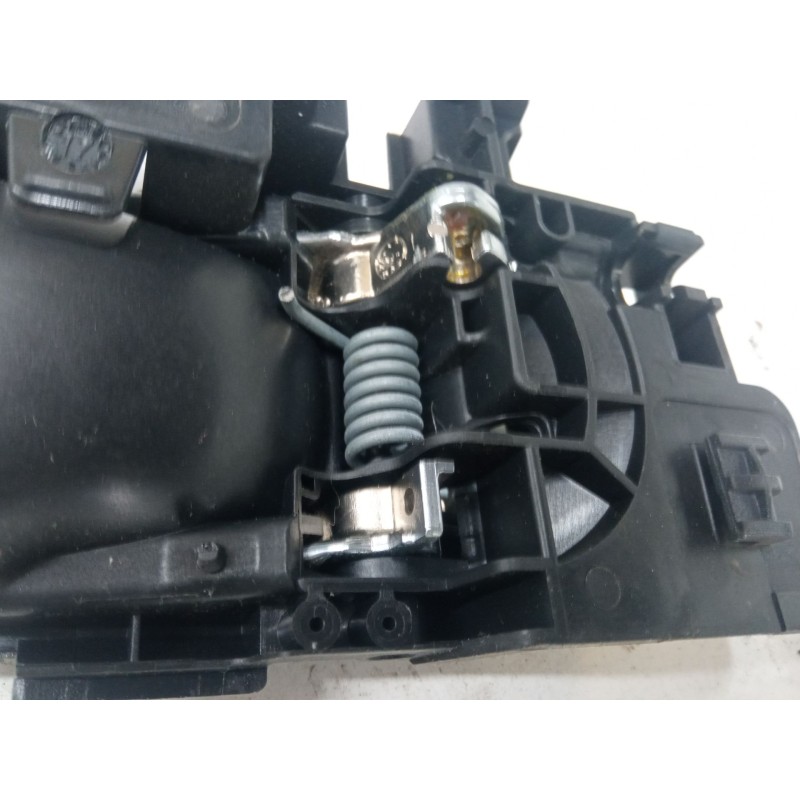 Recambio de maneta interior puerta delantera derecha para citroën c3 iii (sx) 1.6 bluehdi 75 referencia OEM IAM   