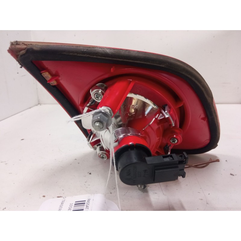 Recambio de piloto trasero porton derecho para volkswagen passat b6 (3c2) 2.0 tdi 16v referencia OEM IAM   