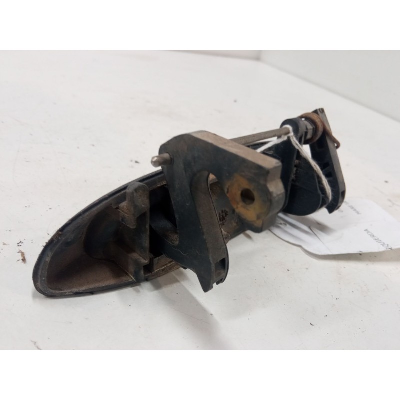 Recambio de maneta exterior puerta trasera izquierda para renault clio ii (bb_, cb_) 1.9 d (b/cb0e, bb0j) referencia OEM IAM   