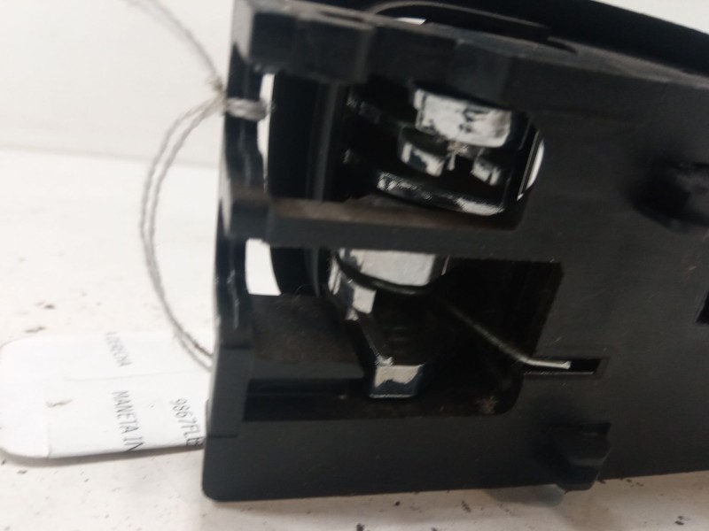 Recambio de maneta interior puerta delantera derecha para kia carnival / grand carnival iii (vq) 2.9 crdi referencia OEM IAM   