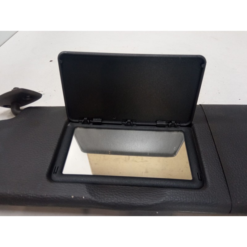 Recambio de parasol izquierdo para renault clio i (b/c57_, 5/357_) 1.2 (5/357y, 5/357k) referencia OEM IAM   