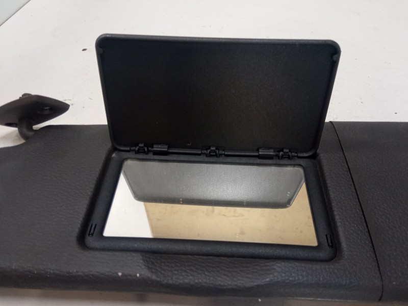 Recambio de parasol izquierdo para renault clio i (b/c57_, 5/357_) 1.2 (5/357y, 5/357k) referencia OEM IAM   