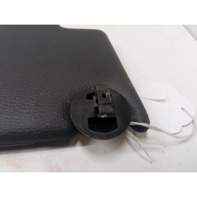 Recambio de parasol izquierdo para renault clio i (b/c57_, 5/357_) 1.2 (5/357y, 5/357k) referencia OEM IAM   