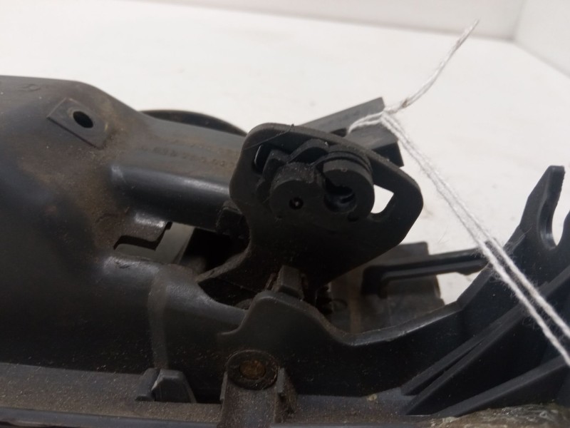 Recambio de maneta interior puerta delantera izquierda para mercedes-benz 108 cdi referencia OEM IAM   