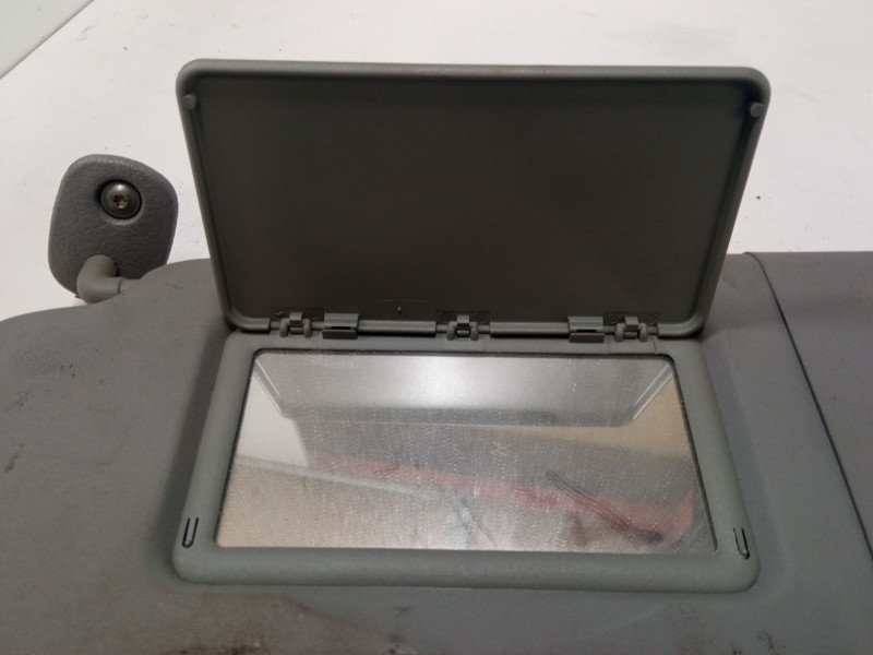 Recambio de parasol izquierdo para renault clio ii (bb_, cb_) 1.5 dci (b/c2j) referencia OEM IAM   