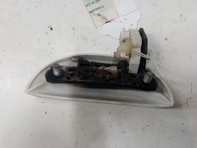 Recambio de maneta exterior puerta delantera derecha para peugeot 107 (pm_, pn_) 1.0 referencia OEM IAM   