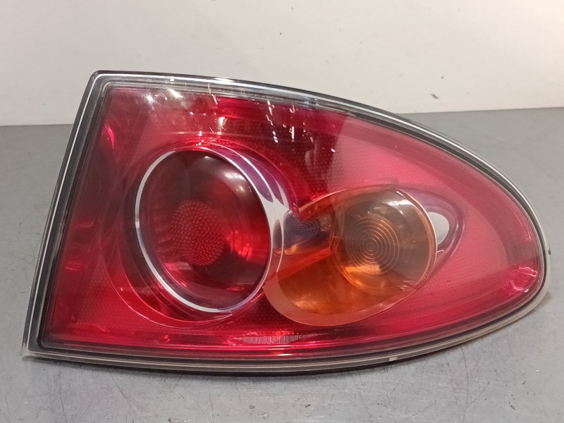 Recambio de piloto trasero derecho para seat cordoba (6l2) 1.4 16v referencia OEM IAM 6l5945096a  