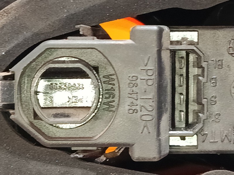 Recambio de piloto trasero derecho para seat cordoba (6l2) 1.4 16v referencia OEM IAM 6l5945096a  