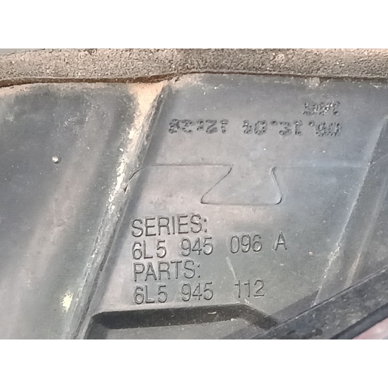 Recambio de piloto trasero derecho para seat cordoba (6l2) 1.4 16v referencia OEM IAM 6l5945096a  