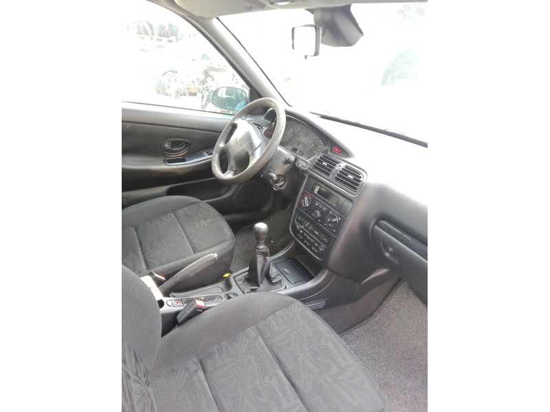 peugeot 406 (8b) del año 2000