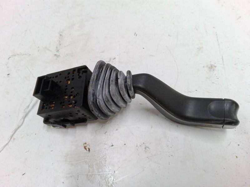 Recambio de mando de intermitencia para opel corsa c (x01) 1.7 dti (f08, f68) referencia OEM IAM   