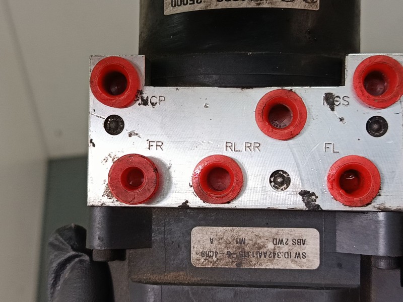 Recambio de abs para hyundai tucson (jm) 2.0 referencia OEM IAM 589202E000 BH60103400 