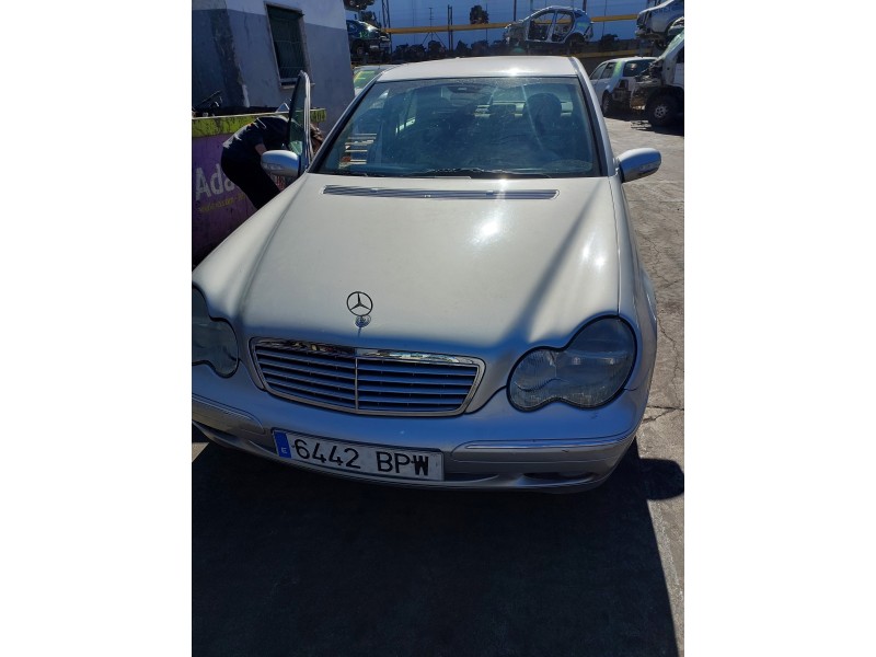 mercedes-benz clase c (w203) del año 2001