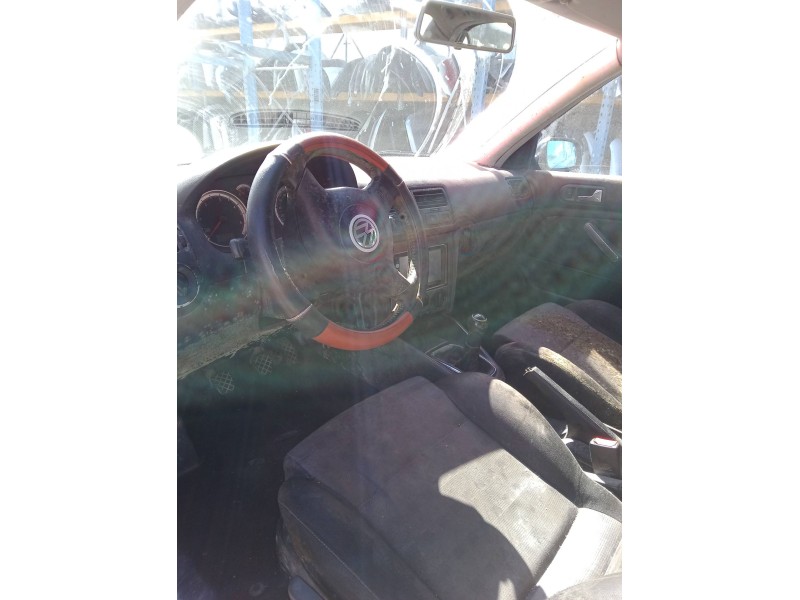 volkswagen bora i (1j2) del año 2001