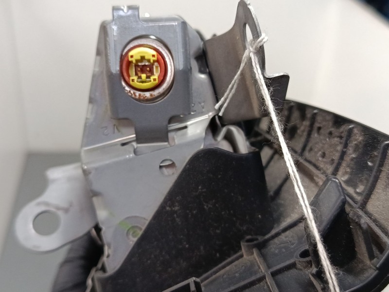 Recambio de airbag de rodilla para toyota auris (_e15_) 1.33 dual-vvti (nre150_) referencia OEM IAM   