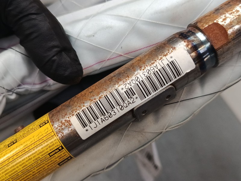 Recambio de airbag lateral delantero derecho para toyota auris (_e15_) 1.33 dual-vvti (nre150_) referencia OEM IAM   