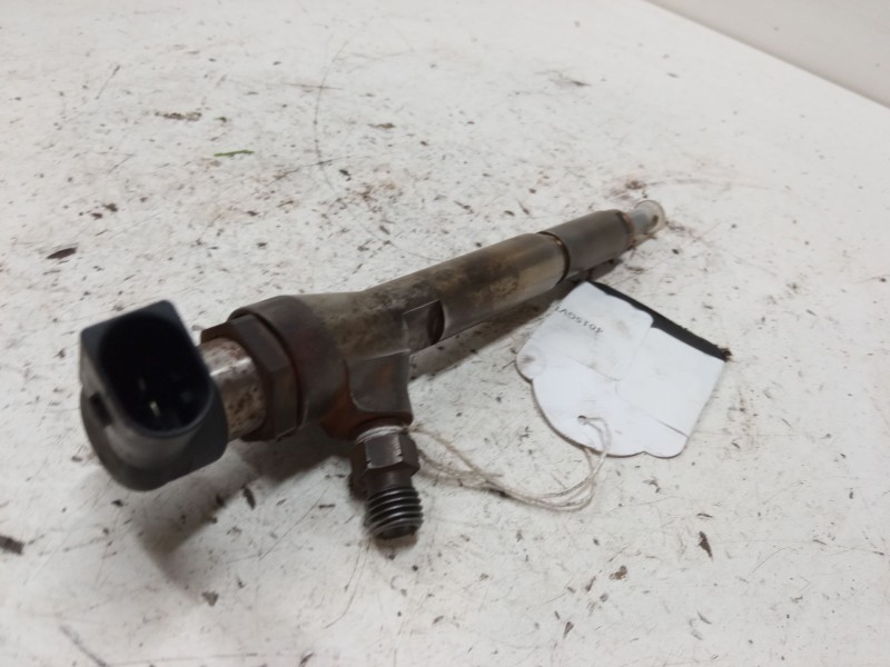 Recambio de inyector para renault laguna iii (bt0/1) 1.5 dci (bt00, bt0a, bt0t, bt1j) referencia OEM IAM 8200294788  