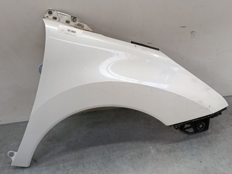 Recambio de aleta delantera derecha para peugeot 3008 i monospace (0u_) 1.6 hdi referencia OEM IAM   