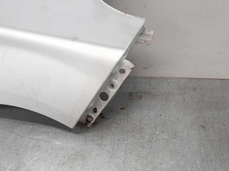 Recambio de aleta delantera derecha para opel vivaro a furgoneta (x83) 1.9 dti (f7) referencia OEM IAM   