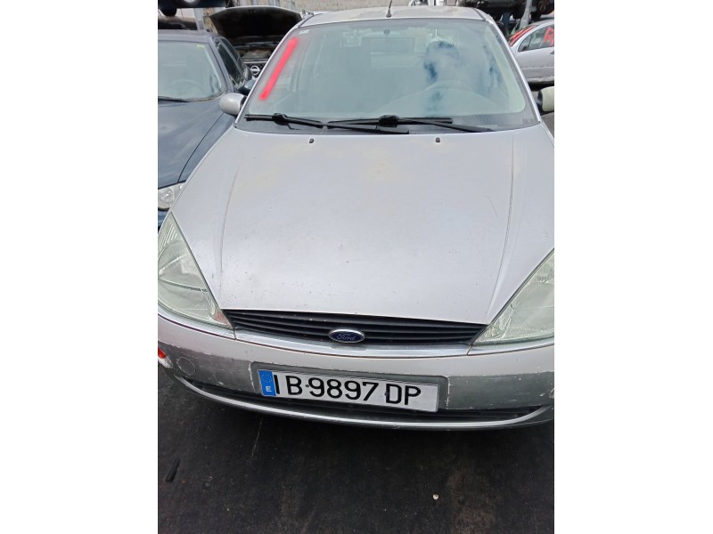 ford focus i sedán (dfw) del año 2000