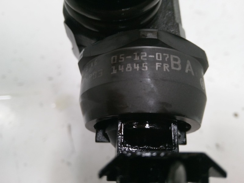 Recambio de inyector para volkswagen golf plus v (5m1, 521) 1.9 tdi referencia OEM IAM   