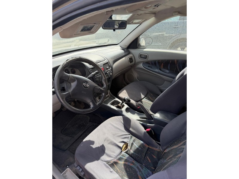 nissan almera ii hatchback (n16) del año 2001