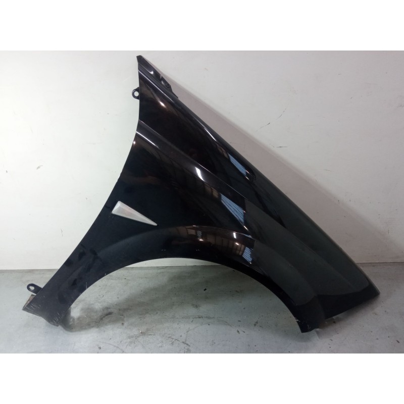 Recambio de aleta delantera derecha para renault megane ii coupé-cabriolet (em0/1_) 1.5 dci (em1e) referencia OEM IAM   