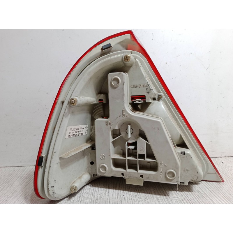 Recambio de piloto trasero derecho para mercedes-benz clase c (w202) c 250 d (202.125) referencia OEM IAM   
