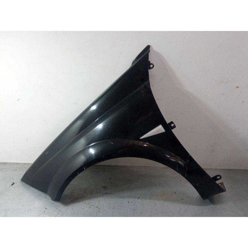 Recambio de aleta delantera izquierda para renault megane ii coupé-cabriolet (em0/1_) 1.5 dci (em1e) referencia OEM IAM   