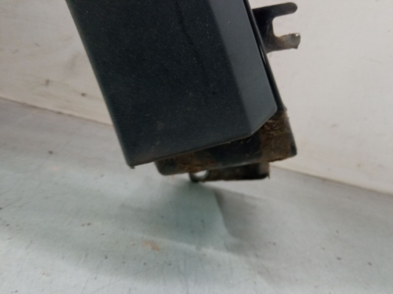 Recambio de aleta delantera izquierda para dacia sandero ii (b8_) tce 90 (b8m1, b8ma) referencia OEM IAM   