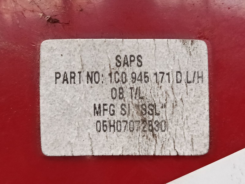 Recambio de piloto trasero izquierdo para volkswagen new beetle (9c1, 1c1) 1.4 referencia OEM IAM 1C0945171  