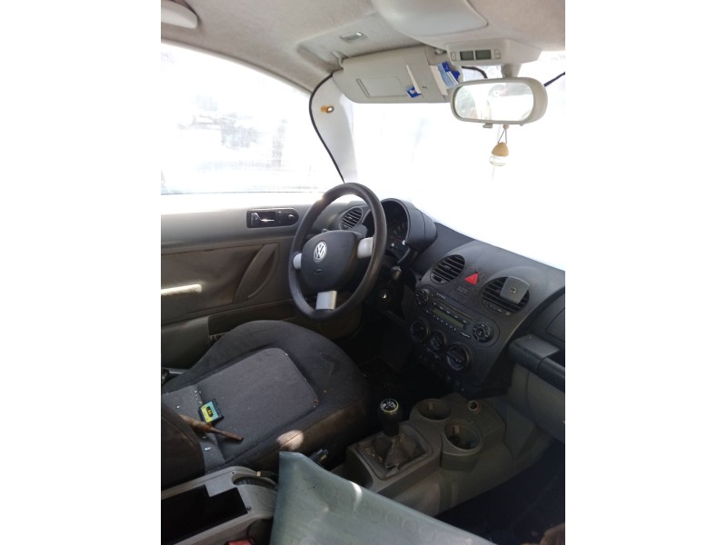 volkswagen new beetle (9c1, 1c1) del año 2004