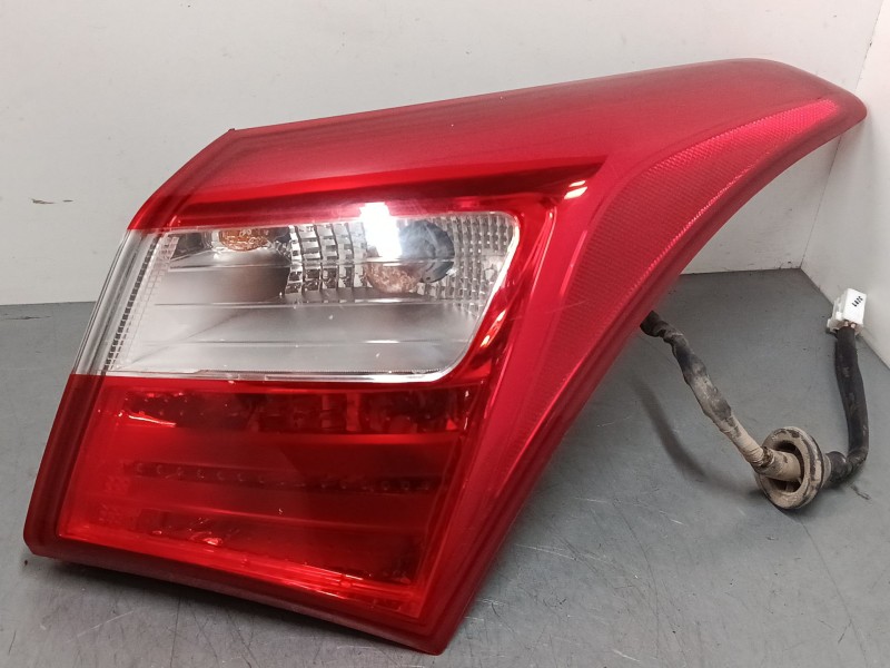 Recambio de piloto trasero derecho para hyundai i30 (gd) 1.4 crdi referencia OEM IAM 92402A50  