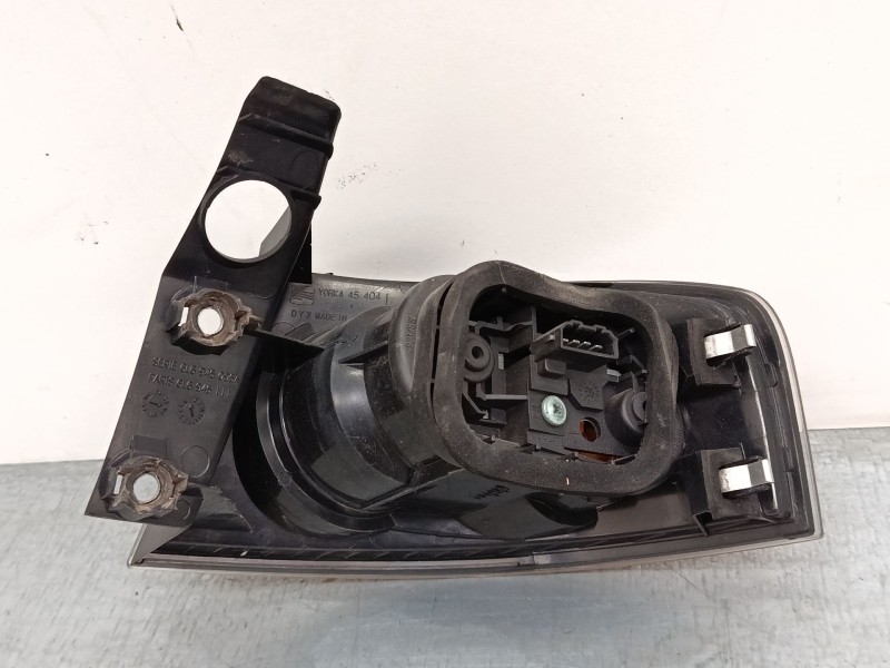 Recambio de piloto trasero izquierdo para seat ibiza iii (6l1) 1.9 tdi referencia OEM IAM 6l6945095  