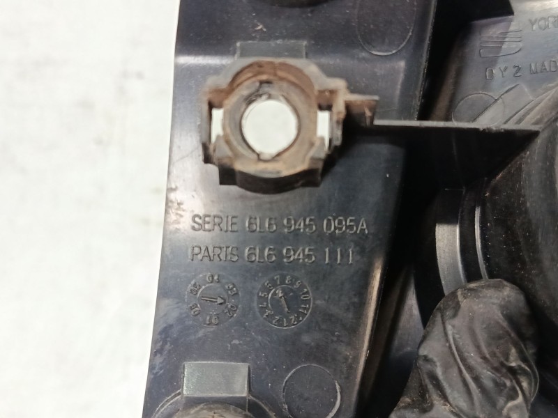 Recambio de piloto trasero izquierdo para seat ibiza iii (6l1) 1.9 tdi referencia OEM IAM 6l6945095  