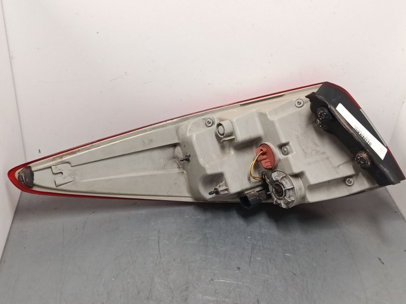 Recambio de piloto trasero derecho para hyundai ix35 (lm, el, elh) 1.7 crdi referencia OEM IAM 924022Y500  