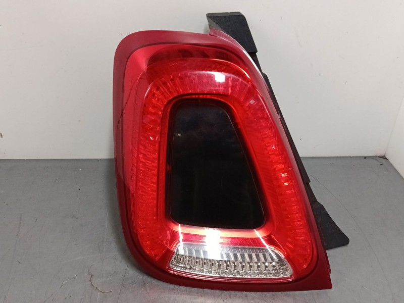 Recambio de piloto trasero izquierdo para fiat 500 (312_) 1.2 (312axa1a) referencia OEM IAM 81599007  