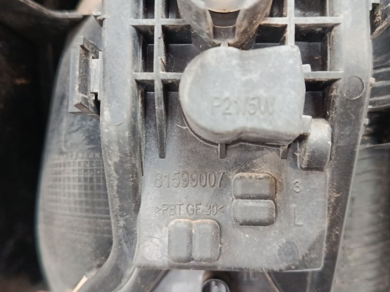 Recambio de piloto trasero izquierdo para fiat 500 (312_) 1.2 (312axa1a) referencia OEM IAM 81599007  