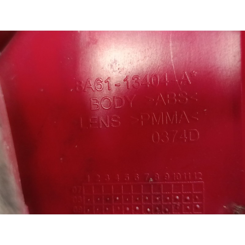 Recambio de piloto trasero derecho para ford fiesta vi (cb1, ccn) 1.6 tdci referencia OEM IAM 8A6113404A  