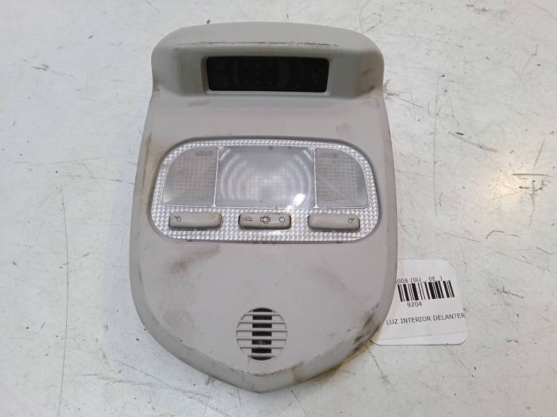 LUZ INTERIOR DELANTERA 