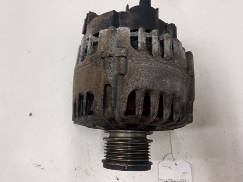 Recambio de alternador para renault grand scénic iii (jz0/1_) 1.5 dci referencia OEM IAM 231004554R  