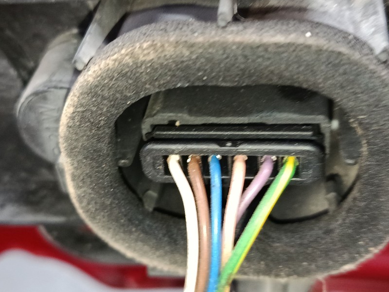 Recambio de piloto trasero izquierdo para citroën c2 (jm_) 1.4 hdi referencia OEM IAM   