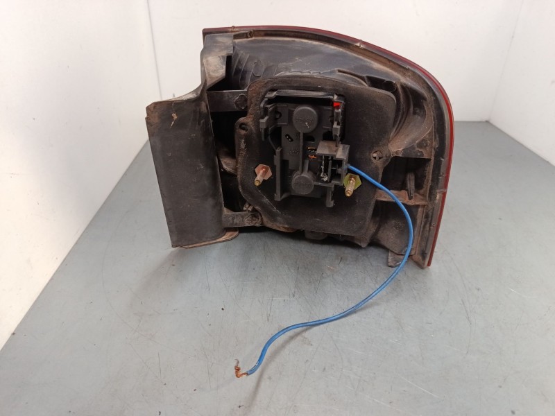 Recambio de piloto trasero izquierdo para fiat stilo (192_) 1.9 jtd (192_xe1a) referencia OEM IAM   