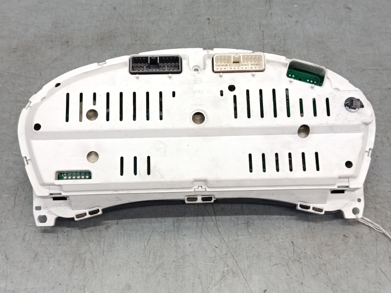 Recambio de cuadro instrumentos para hyundai tucson (jm) 2.0 referencia OEM IAM 940132E720  